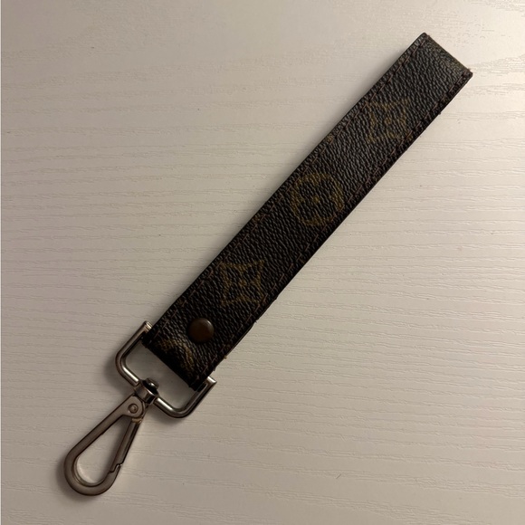 Louis Vuitton Monogram Brown Keychain Strap - Picture 2 of 4